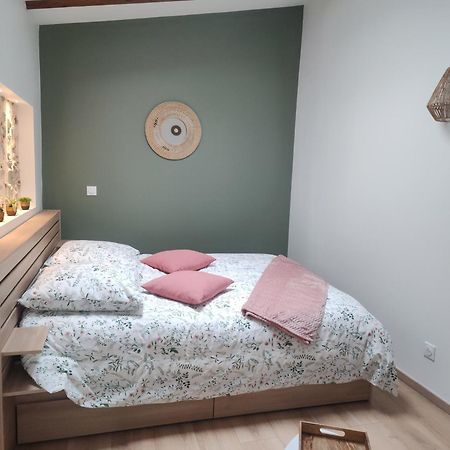 Chez Peggy Bed & Breakfast ลาแฟร์เต-ซูส์-ชูอาร์ ภายนอก รูปภาพ